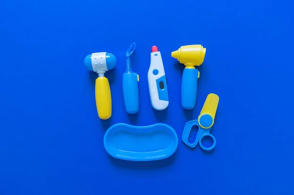 Children's toys the game of the hospital. Flat lay The collection of games baby. Copy space — Stock Photo, Image