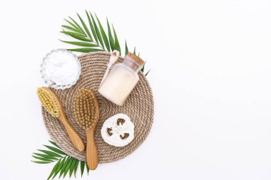 Sıfır atık, çevre dostu temizlik ve bakım için doğal kozmetik ürünü. Malzemeler DIY Düz Plastiksiz Yaşam.