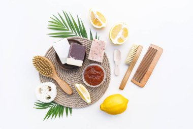 Sıfır atık, çevre dostu temizlik ve bakım için doğal kozmetik ürünü. Malzemeler DIY Düz Plastiksiz Yaşam.