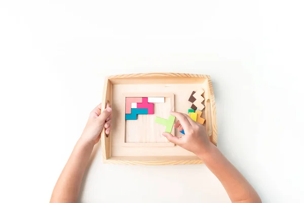 Montessori Material Hand Eines Kindes Weißer Hintergrund Kleinkindererziehung Studium Von — Stockfoto