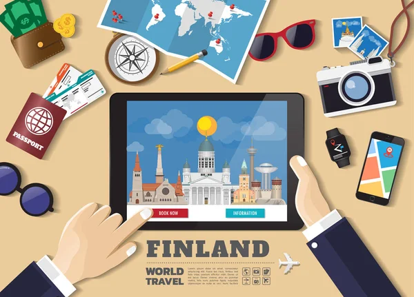 Hand holding smart tablet reserva de viaje destino.Finland fam — Vector de stock