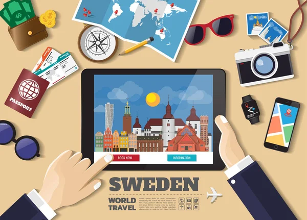 Mão segurando inteligente tablet reserva destino de viagem.Suécia famo — Vetor de Stock