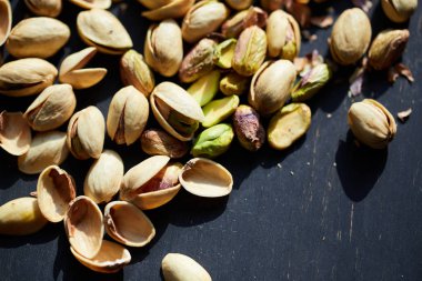 Doğal ışık ile birden çok fıstık kızartma