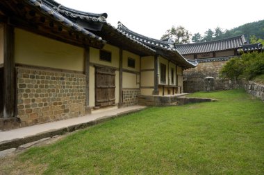 Kore, Kore Yesan eski ev                            