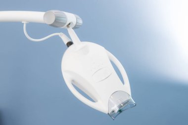 diş hekimliğinde kullanılan lazer diş beyazlatma makinesi