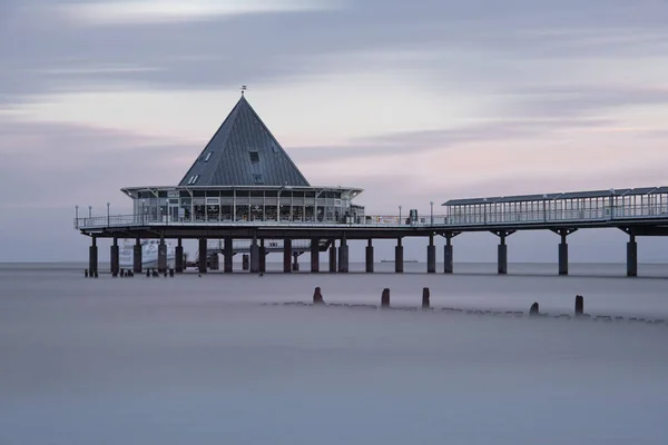 Ünlü Deniz Köprüsü Heringsdorf Almanya Usedom Adası üzerinde