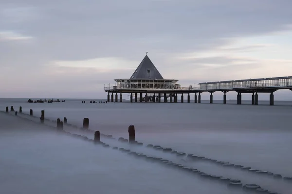 Ünlü Deniz Köprüsü Heringsdorf Almanya Usedom Adası üzerinde