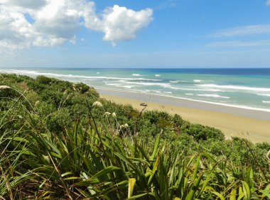 Görünümü Tasman Denizi, Baylys Beach, Yeni Zelanda ve Ripiro Beach