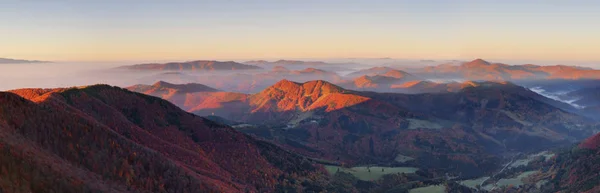 Montanha Pôr Sol Eslováquia — Fotografia de Stock