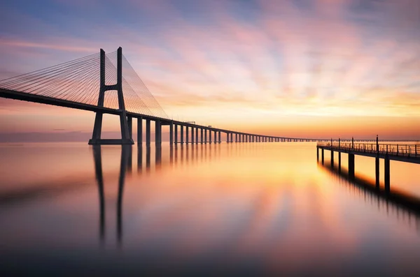 Brug Lissabon Bij Zonsopgang Portugal Vasco Gamma — Stockfoto