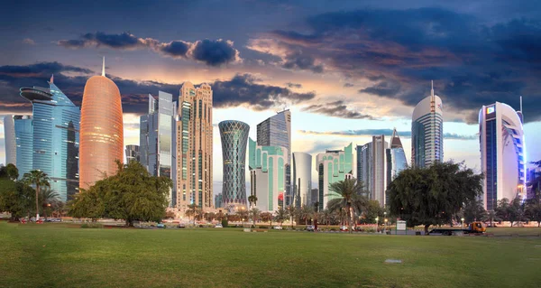 Skyline Van Moderne Stad Doha Qatar Midden Oosten Corniche Van — Stockfoto