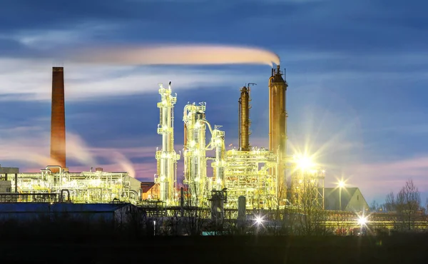 Oljeraffinaderi Petrokemisk Fabrik — Stockfoto
