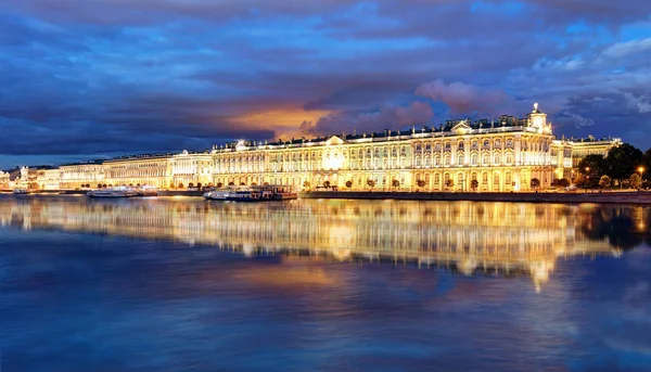 Kışlık Sarayın Saint Petersburg Geceleri Rusya Hermitage — Stok fotoğraf