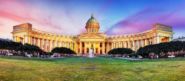 Rússia São Petersburgo Catedral Kazan Pôr Sol Ninguém — Fotografia de Stock