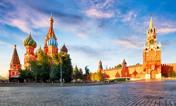 Rusland Moskou Het Rode Plein Met Het Kremlin Basil Cathedral — Stockfoto