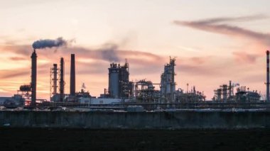 Petrol sanayi siluet, Petrechemical bitki - rafineri, zaman atlamalı