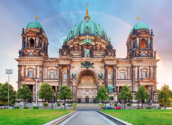 Berlino Berliner Dom Con Arcobaleno — Foto Stock