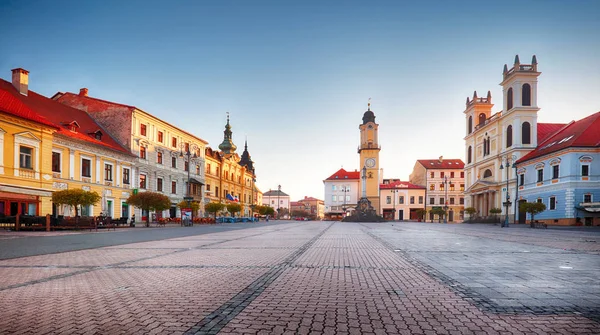 Eslováquia, Banska Bystrica principal SNP square — Fotografia de Stock