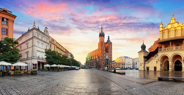 Krakow Panorama vid Sunrise, Polen — Stockfoto