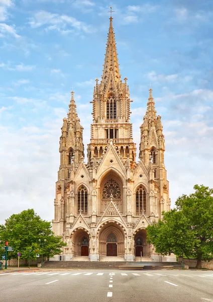 Catedral de Notre Dame du Sablon em Bruxelas, Bélgica — Fotografia de Stock