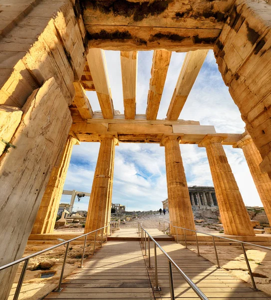 Tempio di Atena Nike Propylaea Antico ingresso Rovine di ingresso A — Foto Stock