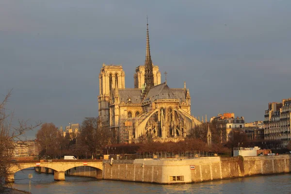 Notre Dame en Paris, Francia —  Fotos de Stock