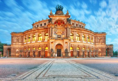 Dresden - Almanya - Gece Semper opera