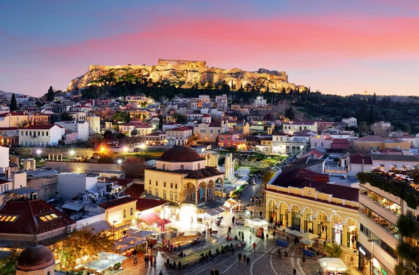 Athens, Greece -  Monastiraki Square and ancient Acropolis — Stock Photo, Image