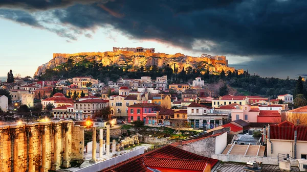 Athens and the Parthenon Temple of Acropolis during sunrise, Gre — Stock Photo, Image