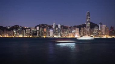 Şehir Mimarisinin Hong Kong Skyline 'ı Geceden Gündoğumuna