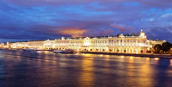 Petrohrad Zimní Palác Ermitáž Rusku — Stock fotografie