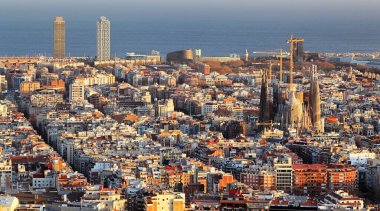 Sagrada Familia ile Barcelona Panoraması