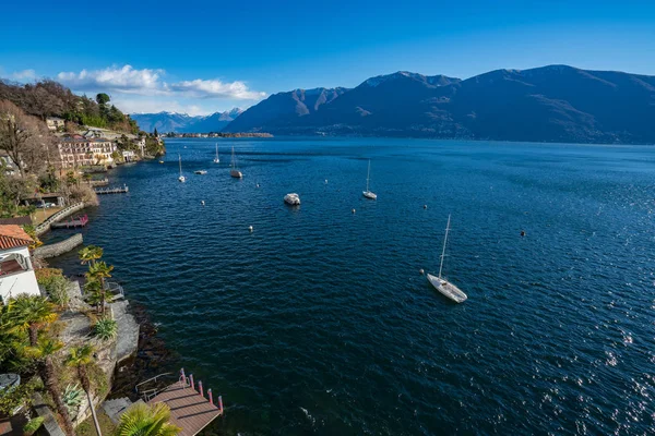 Vista panoramica sul Lago Maggiore in Ticino, Svizzera — Foto Stock
