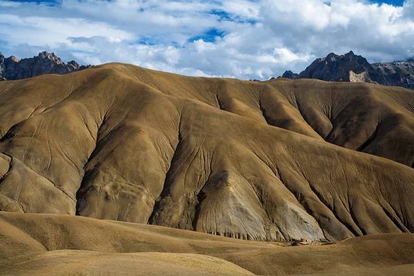 Encostas de montanha texturizadas — Fotografia de Stock