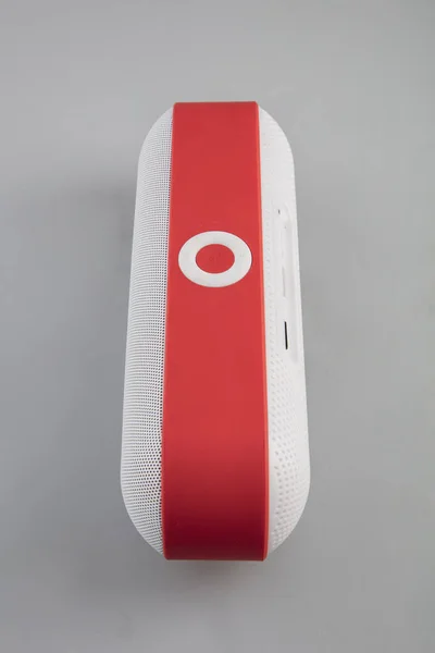 White Red Wireless Bluetooth Speaker — Stock Photo, Image