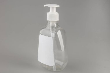 beyaz sıvı konteyner mockup