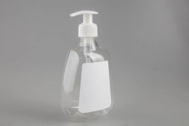 beyaz sıvı konteyner mockup