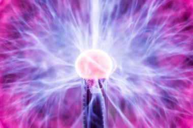 Sihirli Lamba elektrik yıldırım ile. Arka plan