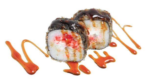 Forró Sült Sushi Tekercs Tobiko Kaviár Szósz Sajt Csirke Elszigetelt — Stock Fotó