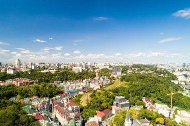 St. Andrew Kilisesi'nin hem görünümü