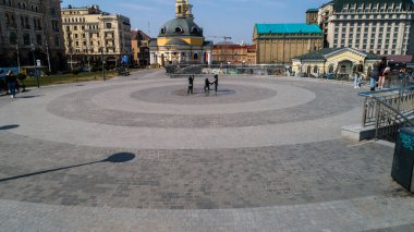 Kiev postane üzerinde nehir istasyonu