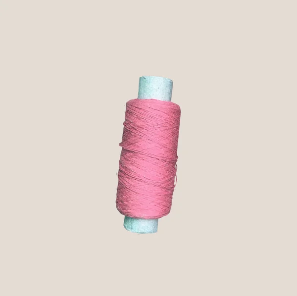 Roll Twine Isolated Beige Background Skein Thread Needlework Sewing Pink — Stock Photo, Image