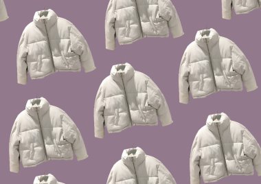 Beyaz kadınlar ceket desenini şekillendiriyor. Mor arka plan üzerinde izole zip bağlantı elemanı ile yastıklı ceket. Kışlık giysi deseni. Giysi bileşimi. Düz döşeme, üst görünüm, kopyalama alanı