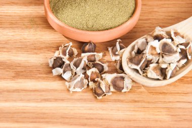 Moringa tohumları (Moringa oleifera)