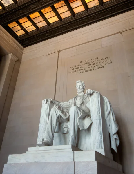 Statua Abraham Lincoln Nel Memoriale Lincoln Washington — Foto Stock