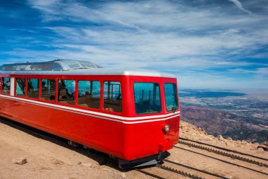 Pikes Peak Cog Treni, Pike Peak, Colorado Springs 'ten, gardiyan..