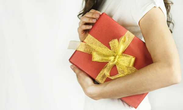 Young Beautiful Girl Holds Gift His Hands Close — Stock Photo, Image