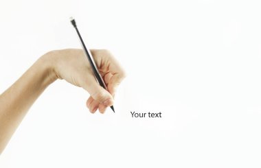 Kızın elini boş alanda beyaz arka plan üzerinde izole yazıyor