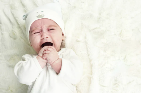 Recém Nascido Está Chorando Bebê Recém Nascido Está Cansado Com — Fotografia de Stock