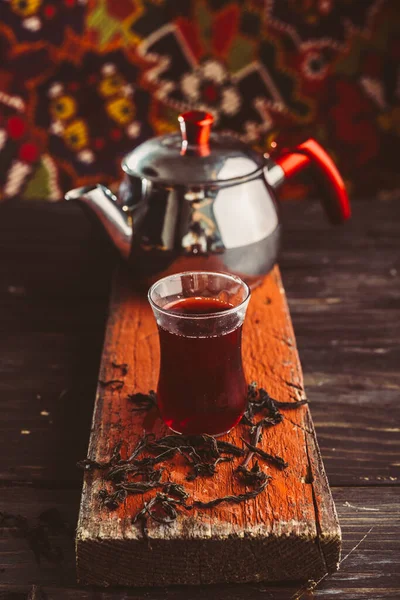 Gyümölcs Török Tea Fából Készült Asztalon — Stock Fotó